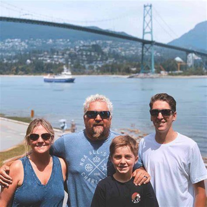 Hunter Fieri (Guy Fieri Son) Wiki, Bio, Age, Height, Weight, Father, Mother, Girlfriend, Net Worth, Facts