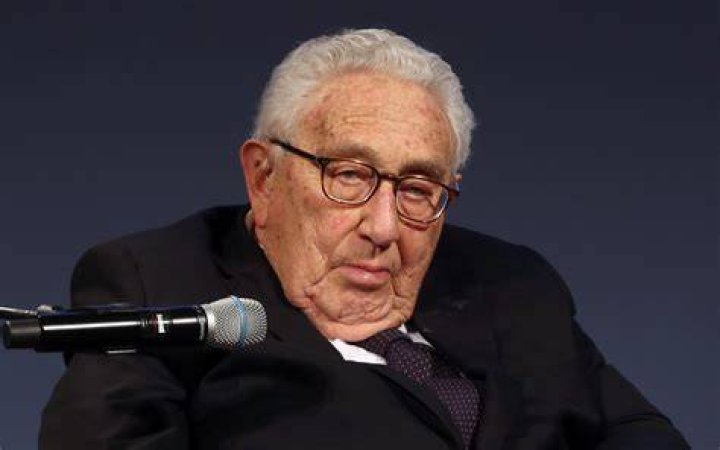 Is Alexa Kissinger Related To Henry Kissinger? Age, Husband And Wikipedia