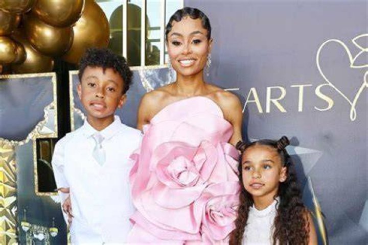 Is Blac Chyna Faith Evans daughter? Is Faith Evans biracial? Is Faith Evans and Stevie still together?