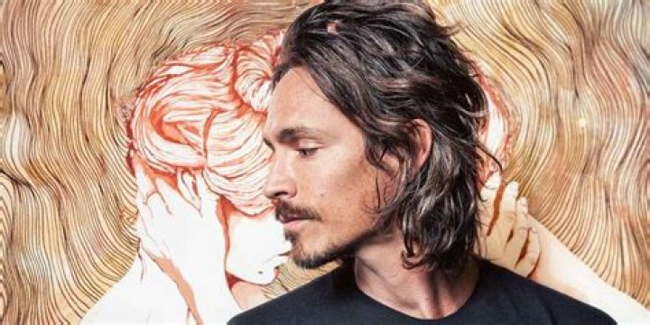 Is Brandon Boyd Gay | Sexuality Partner And Dating History
