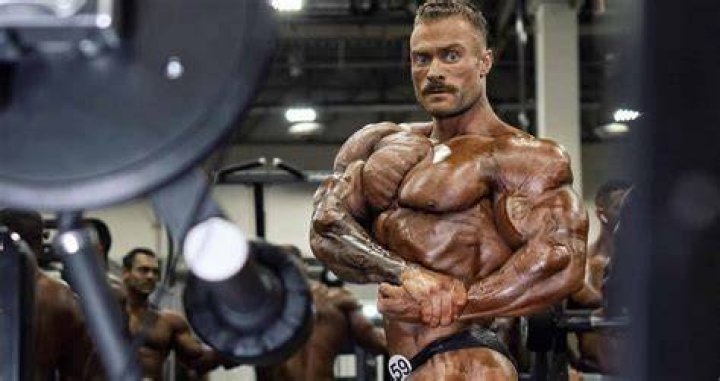 Is Chris Bumstead Arrested? Meet His Sister Melissa Bumstead On Instagram