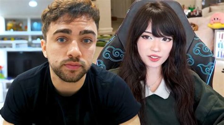 Is Emily Rinaudo Mizkif Sister? Boyfriend Age & Instagram