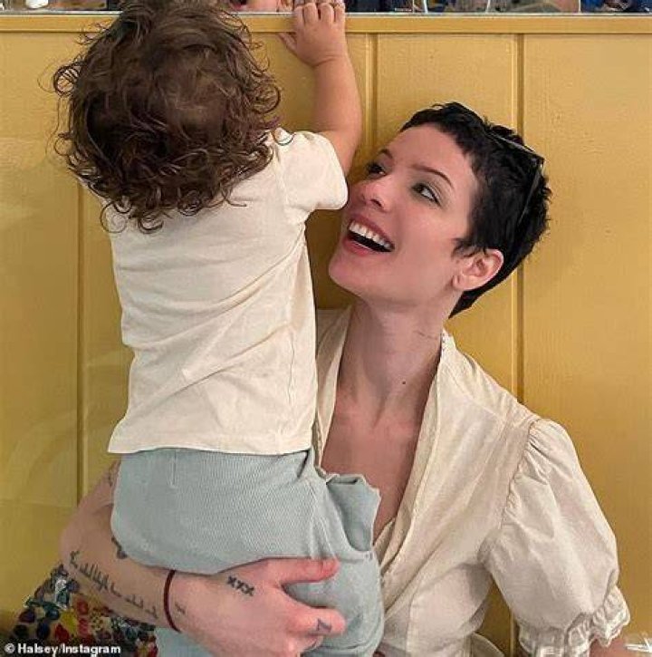 Is Halsey Married To Her Baby Daddy Alev Aydin? Everything On Her Wedding And Husband