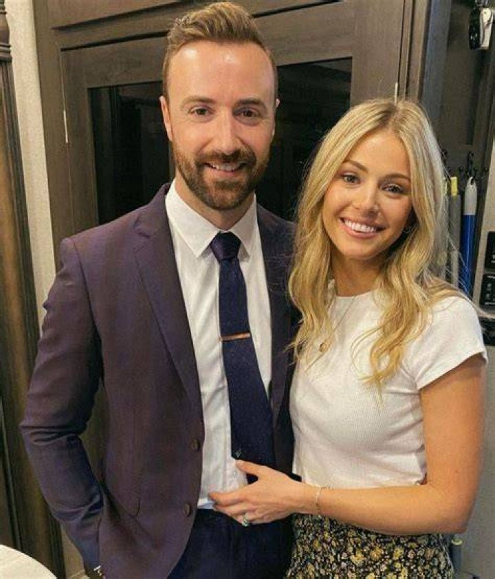 Is Rebecca Dalton Married? Husband, Age, Height, Measurements, Instagram