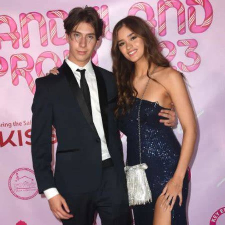 Is Sophie Fergi Dating Sawyer Sharbino? Relationship Timeline And Dating Life, Photos And Instagram