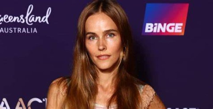 Isabel Lucas Height: How tall is Isabel Lucas?
