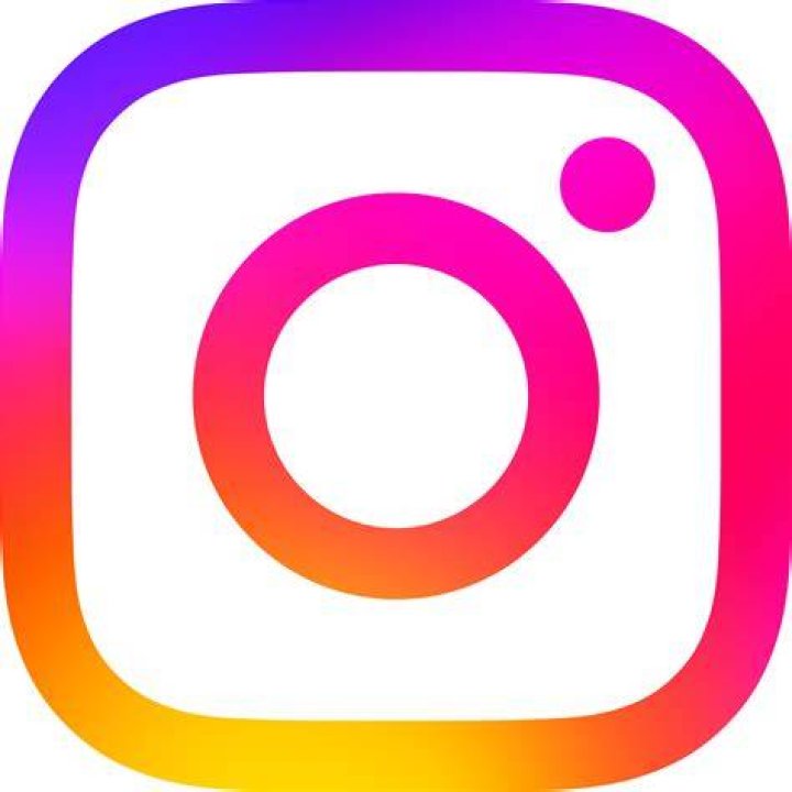 Isavbarr Age: Meet Her On Instagram
