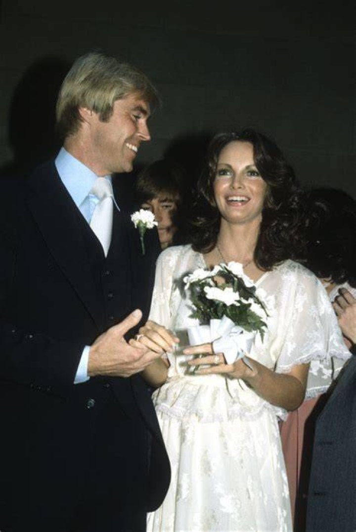 Jaclyn Smith: Husband, net worth, tattoos, smoking & body measurements