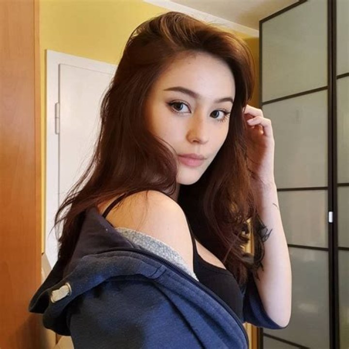 Jade-Anh – Jadeyanh Height, Weight,Wiki, Biography, Net Worth, Age, Birthday, Who, Instagram,