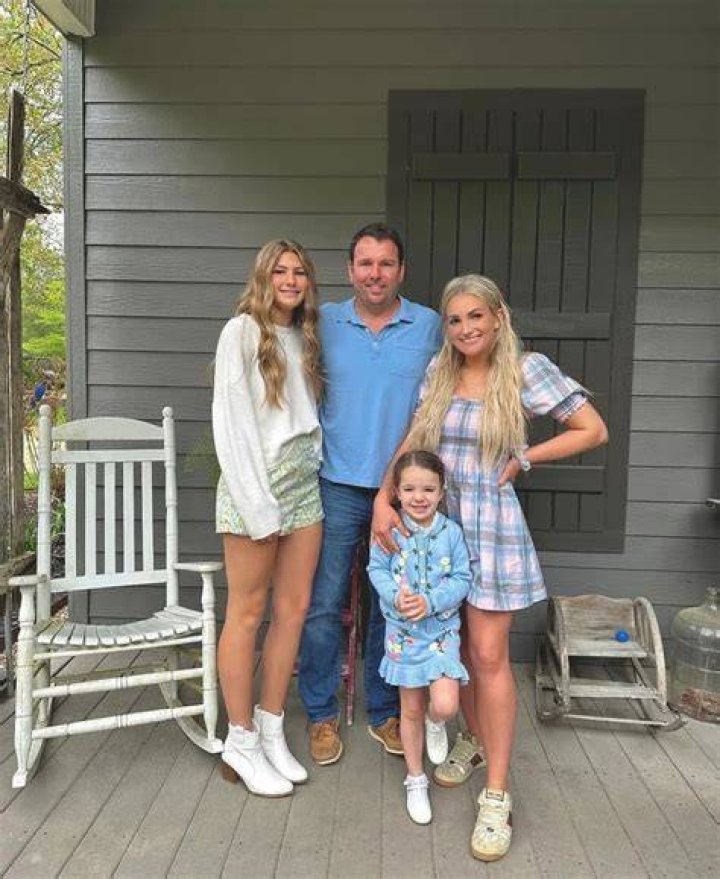 Jamie Watson (Jamie Lynn Spears Husband) Bio, Wiki, Age, Height, Kids, Net Worth
