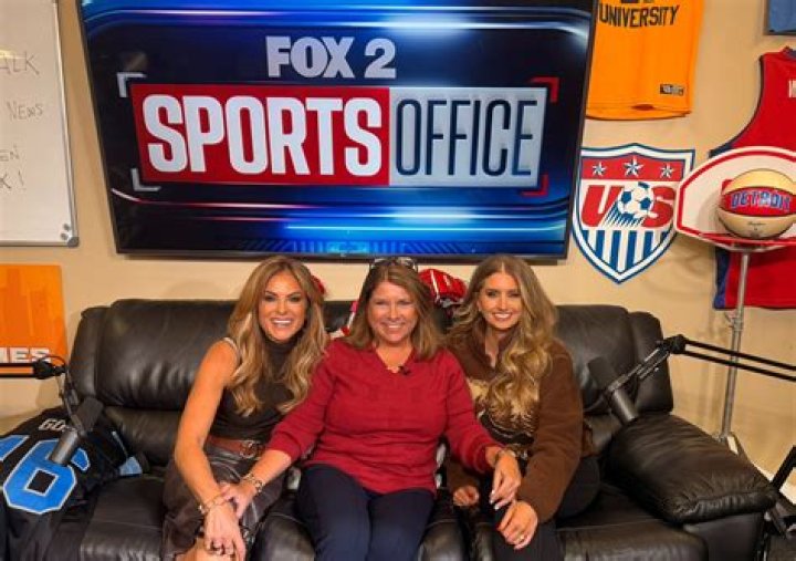 Jason Carr (WDIV-TV) Bio, Wiki, Age, Birthday, Taryn Asher, Fox 2, Salary and Height.