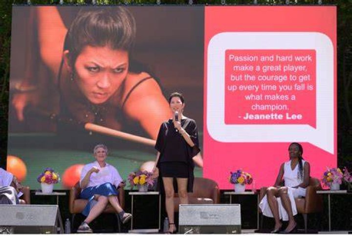 Jeanette Lee (Pool Player) Wiki, Husband, Children, Net Worth, Cancer, Black Widow, Bikini, Instagram