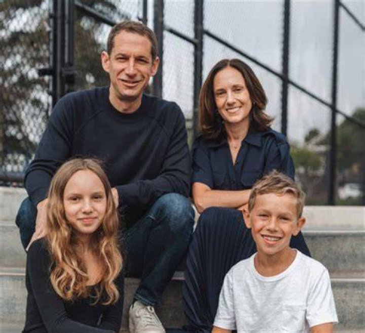 Jeffrey Robert Lurie Age, Wiki, Biography, Wife, Children, Salary, Net Worth, Parents