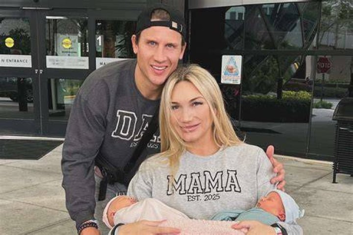 Jennifer Stanonis Biography, Age, Height, Education, Husband, Twins, Salary and Net Worth