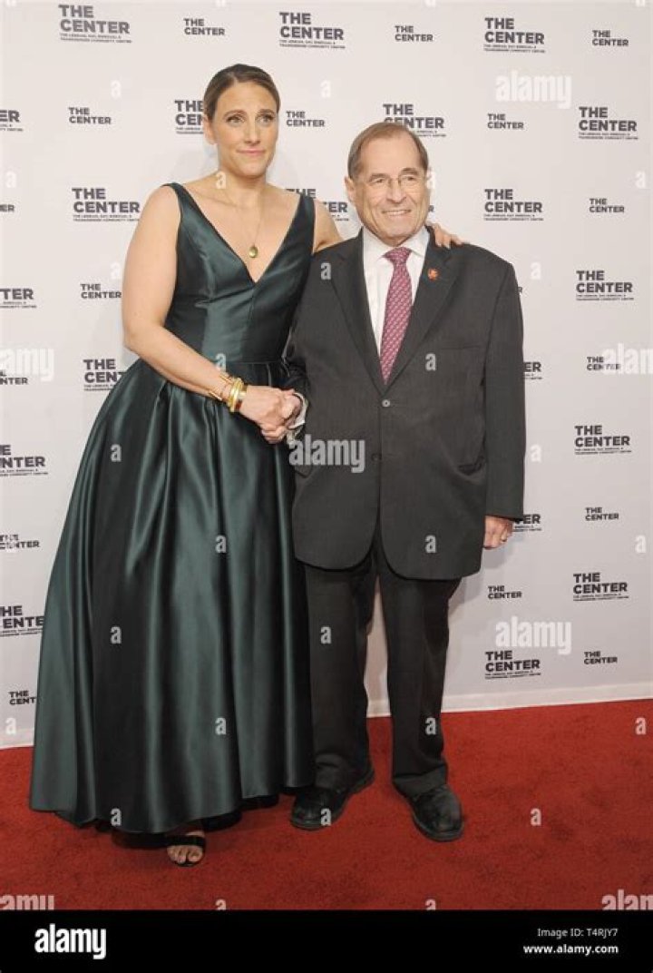 Jerry Nadler Wiki, Biography, Age, Height, Net Worth, Ethnicity, Religion, Life, Trivia, Facts, Wife, Married, Criticism, Jerrold Nadler