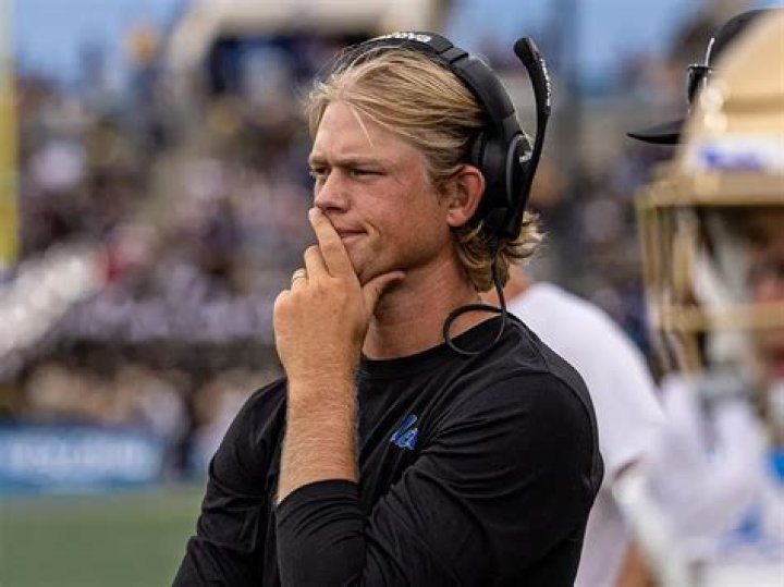 Jerry Neuheisel Age, Birthday, Wikipedia, Who, Nationality, Biography