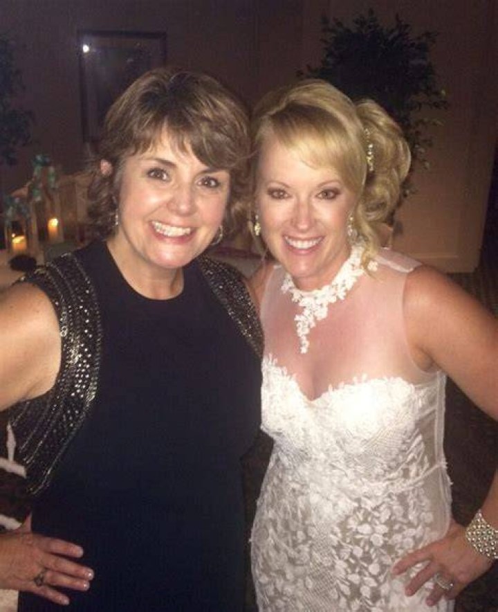 Jill Bauer QVC, Age, Wiki, Biography, Husband, Wedding, House, Weight Loss