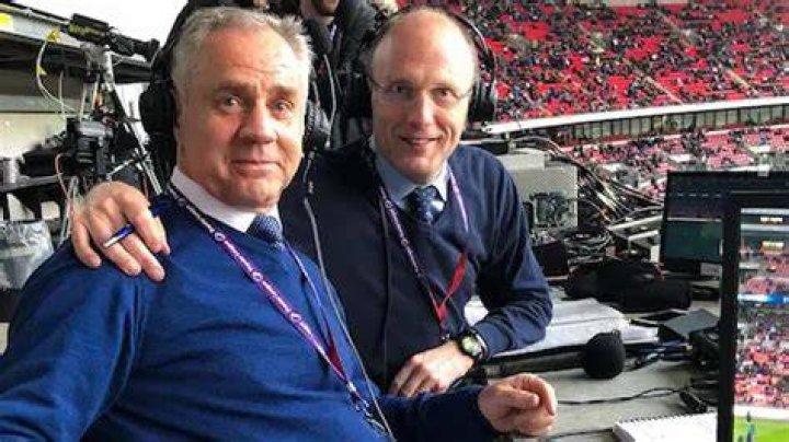 Jim Beglin Bio, Wiki, Age, Family, Wife, CBS Sports, Premier League, Net Worth