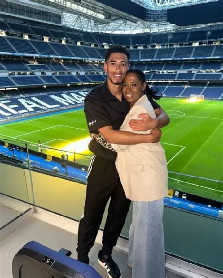 Jobe Bellingham Girlfriend And Parents- Find More About The Football Player