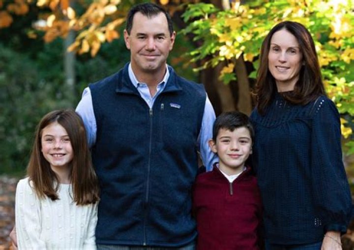 Joe Concha Bio, Wiki, Age, Wife, Height, Education, Family, Net Worth, WOR and Photos