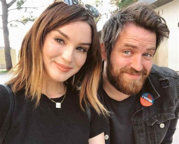 Jonna Walsh Net Worth: Bio, Wiki, Age, Height, Husband, and Couples Retreat