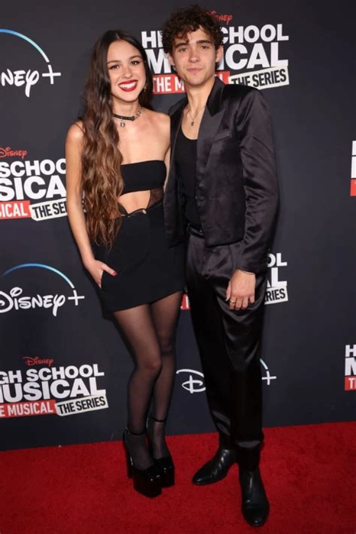 Joshua Bassett Age, Wiki, Net worth, Biography, Height, Boyfriend Girlfriend