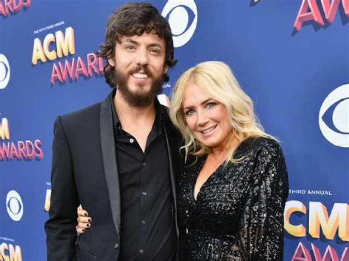 Kelly Lynn – Chris Janson’s Wife: What We Know About Her Age & Family