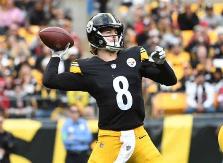Kenny Pickett Health Update: Is Pittsburgh Steelers QB Playing Today?