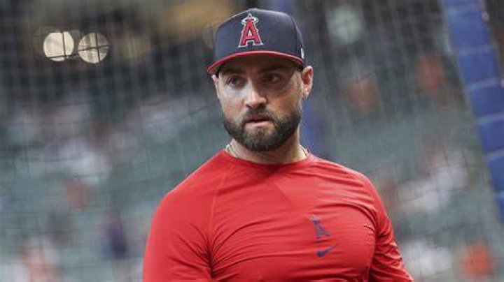 Kevin Pillar Bio, Age, Wife, Contract, Salary, MLB Career And Highlights