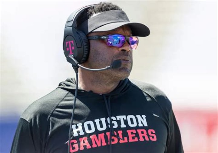 Kevin Sumlin Biography, Age, Wife, NFL,Texas A&M, Arizona