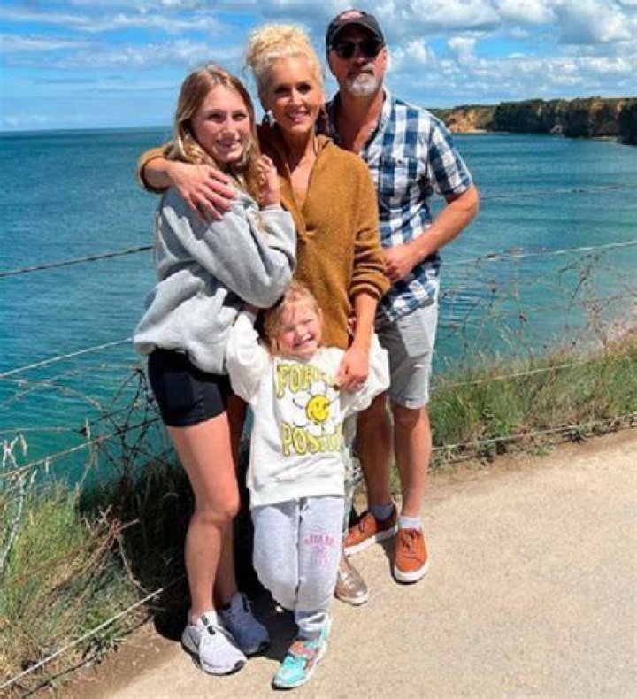 Kimberly Schlapman Children: Meet Dolly Grace Schlapman, Daisy Pearl Schlapman