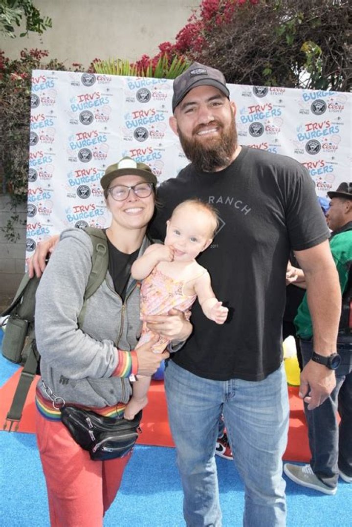 Laakea Makalapuaokalanipo Browne Photos – Ronda Rousey Daughter Age