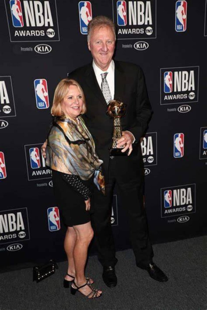 Larry Joe Bird Age, Wiki, Biography, Parents, Body Measurement, Salary, Family, Net Worth