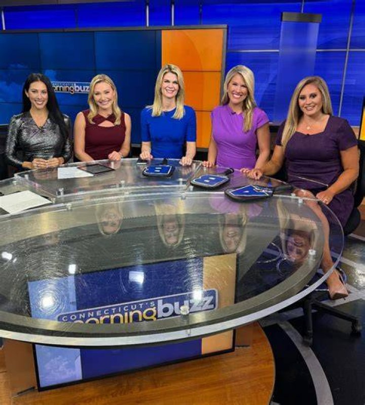 Laura Hutchinson WTNH Bio, Wiki, Age, Height, Family, Husband, Wedding, Net Worth, and Channel 8