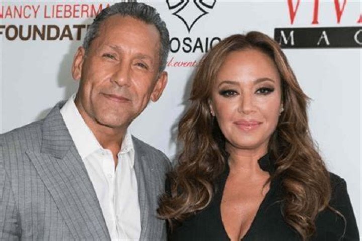 Leah Remini- Net Worth, Wiki, Age, Husband, Marriage, Height