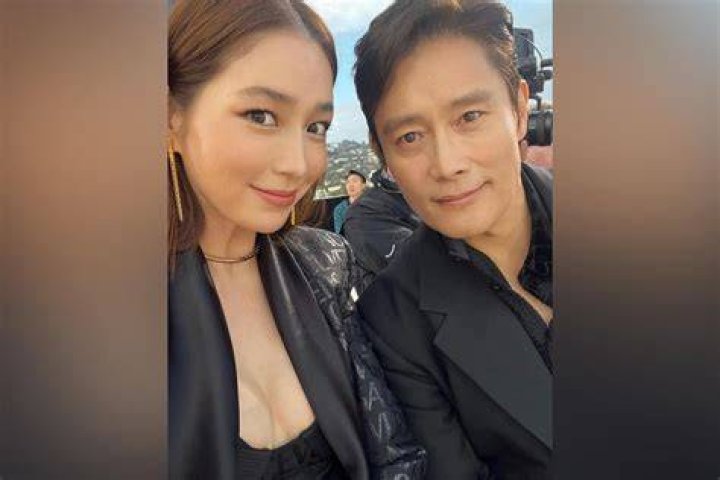 Lee Byung-hun: Wife, net worth, tattoos, smoking & body facts