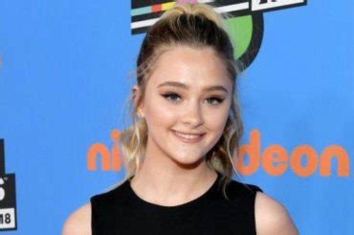 Lizzy Greene Biography; Net Worth, Age, Height, Kids, Siblings, Parents, Full Name And Movies