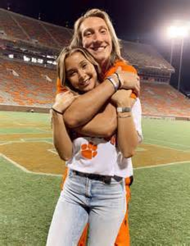 Marissa Mowry (Football) Biography, Family, Career, Boyfriend, Heritage, Height