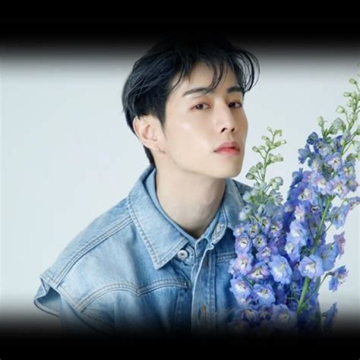 Mark Tuan Bio, Wiki, Age, Height, Girlfriend, Net Worth, Tattoo and Career