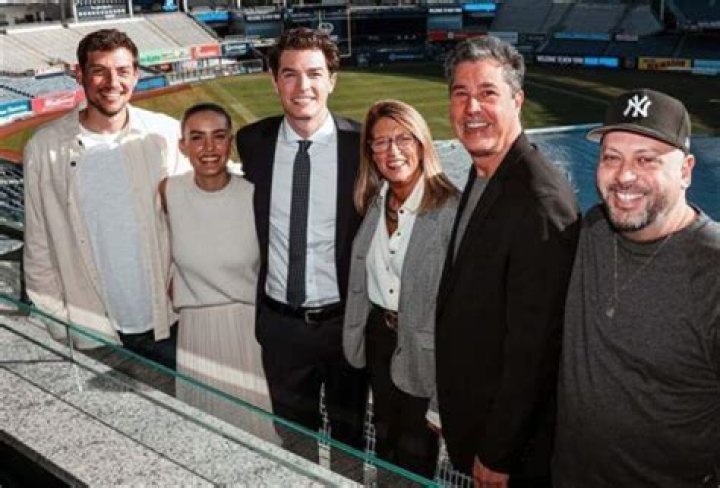 Max Fried Parents: Meet Jonathan Fried And Carrie Fried