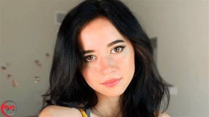 Maya Higa Bio, Age, Height, Parents, Siblings, Dating, Channels, Salary And Networth