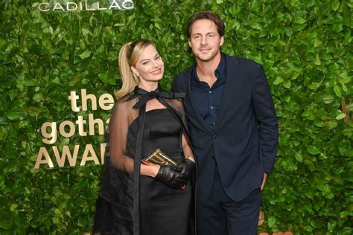 Meet James Carpinello Wife Amy Acker; Age Kids & Net Worth