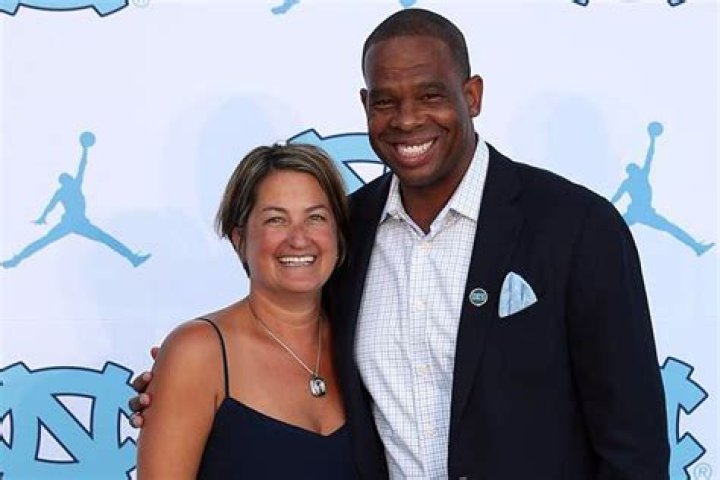 Meet Robert Davis And Vanessa Davis -UNC RJ Davis Parents Age Gap And Family Ethnicity Explored