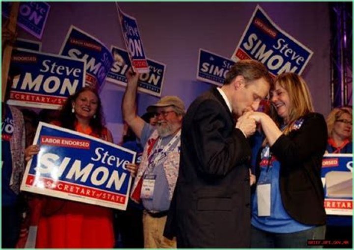Meet Steve Simon Wife Leia Christoffer Simon: Everything To Learn About The Politician