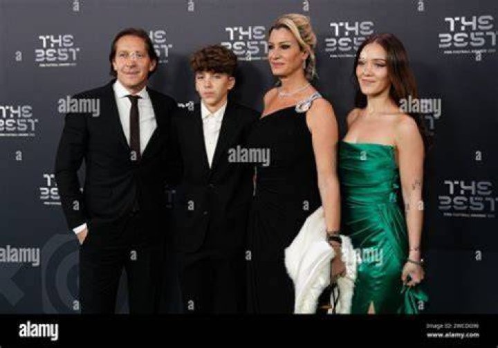 Michael Salgado Bio, Wiki, Age, Family, Wife, Son, Songs, Music, and Net Worth