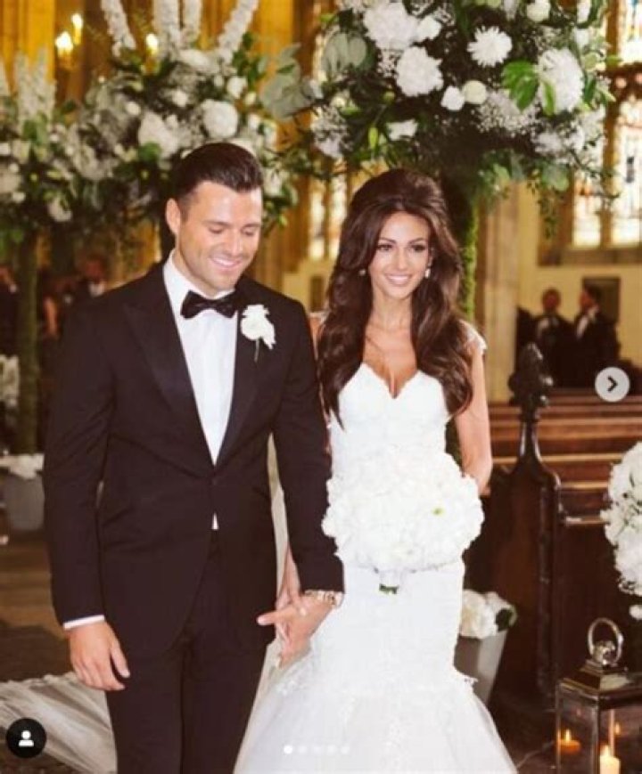 Michelle Keegan Biography, Age, Family, Husband, Our Girl, Wedding dress, Hair, Brassic, Net worth and Mark Wright