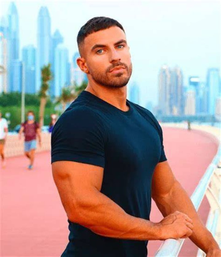 Mike Thurston Age: Know More About His Height and Net Worth