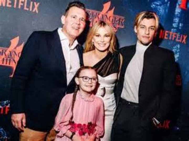 Millie Bobby Brown’s Sister Paige Brown Is Also An Actress – Watch Family Photos