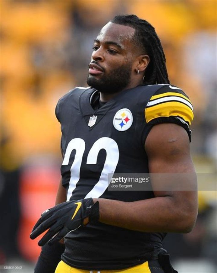 Najee Harris Wife: Is Najee Harris Married? Who Is Najee Harris’ Girlfriend?