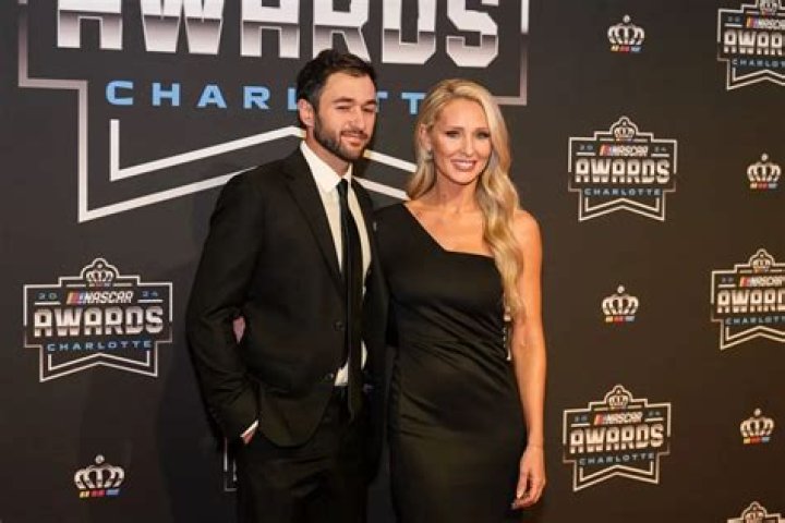NASCAR: Does Chase Elliott Have A Son – Meet His Girlfriend Ashley Anderson